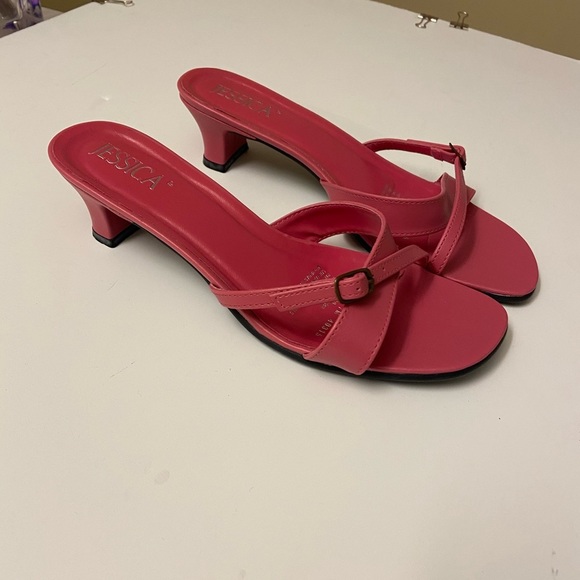Pink heels size US 7 women’s - Picture 6 of 7